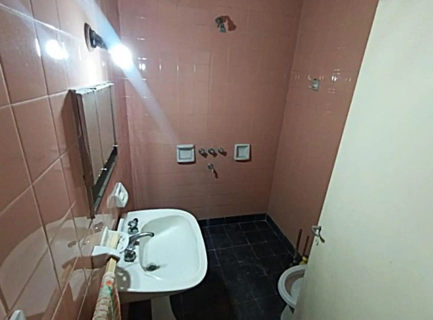 VENTA CASA 1 DORMITORIO JARDÍN V.G GALVEZ 2