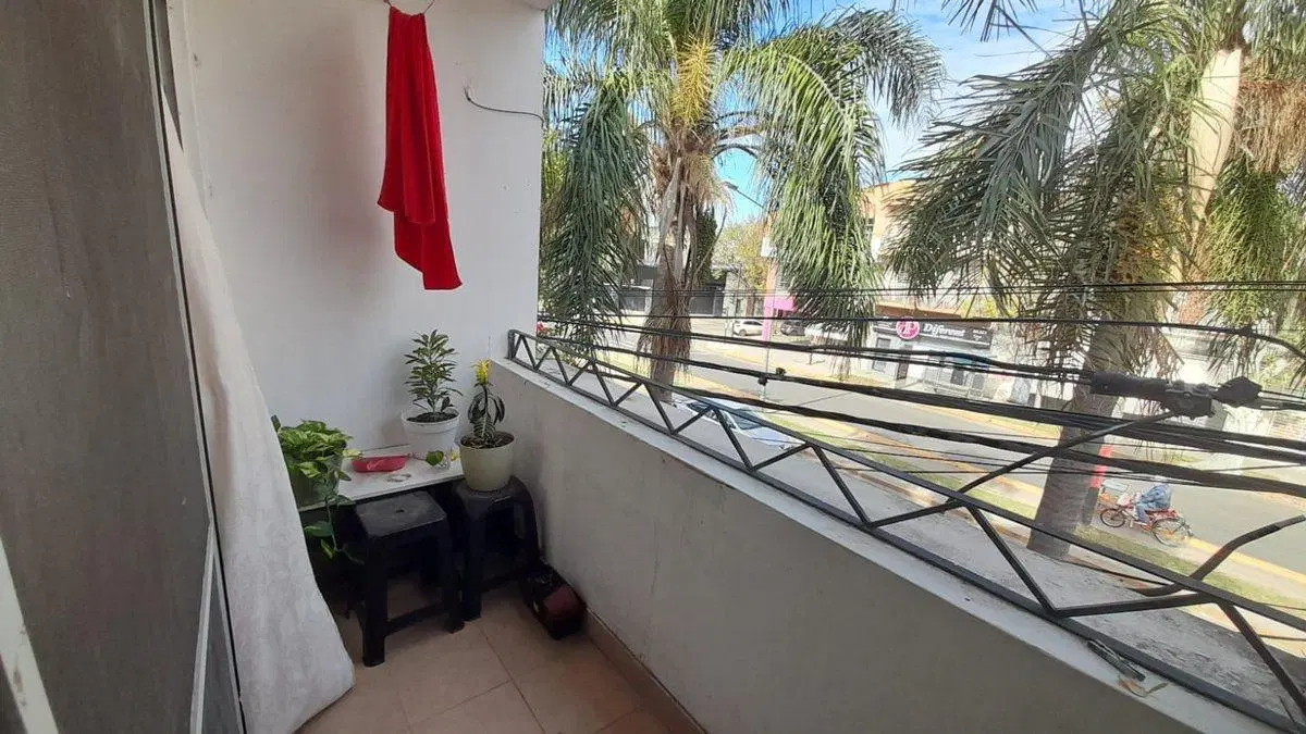 VENTA CASA EN PLANTA ALTA- CINCO ESQUINAS- 3