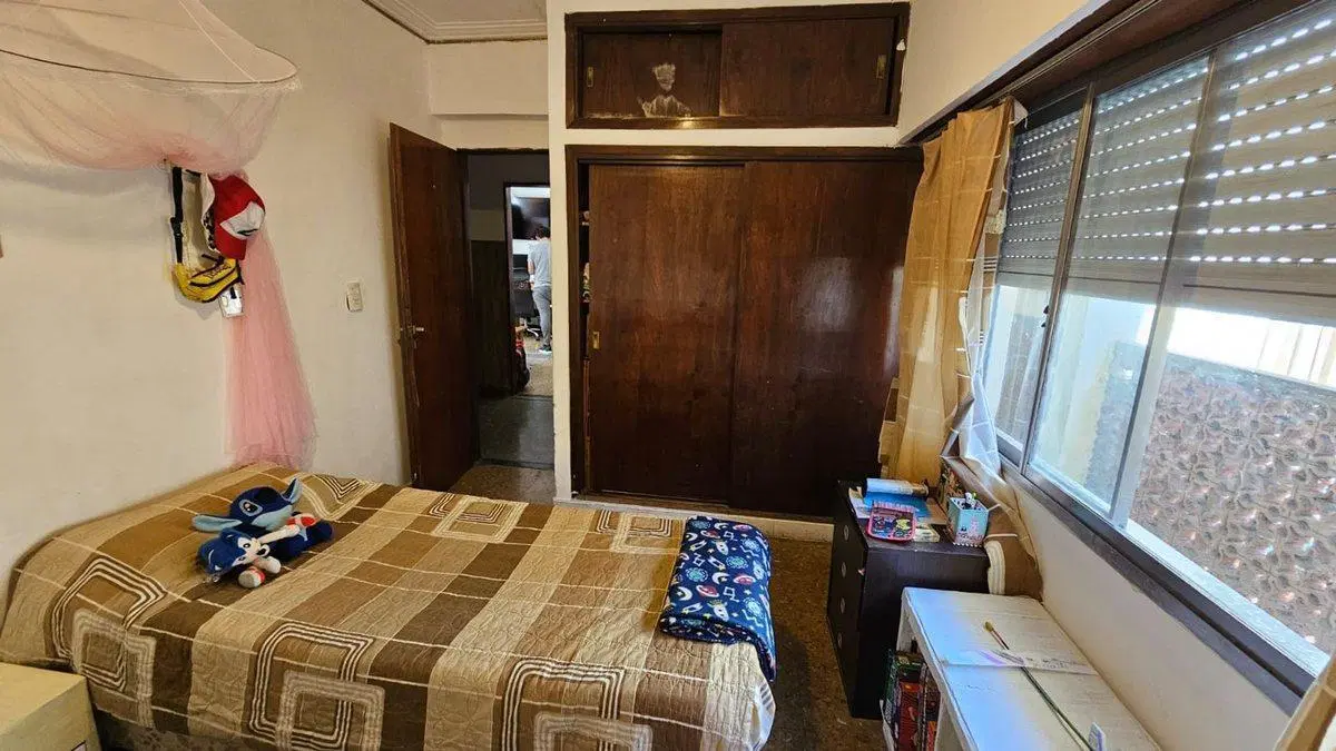 Venta Departamento cuatro dormitorios Zona Centro 2