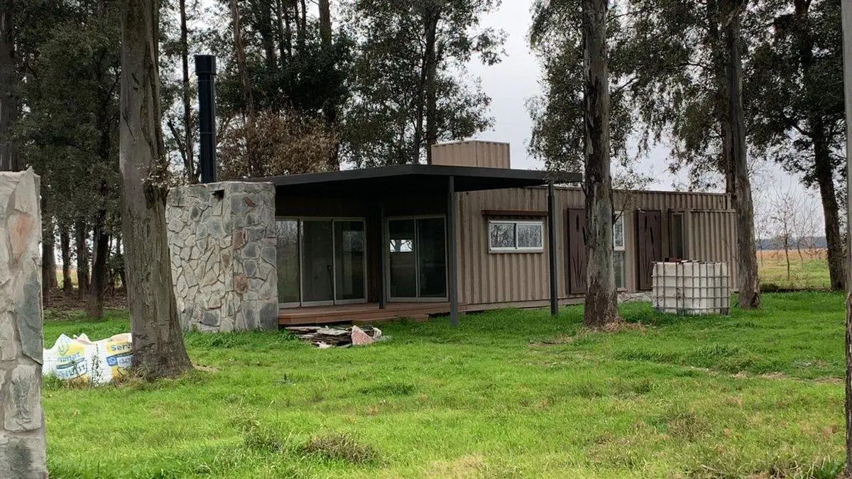 CASAS 2 DORMITORIOS  EN CONTAINERS. C. TIMBO 5