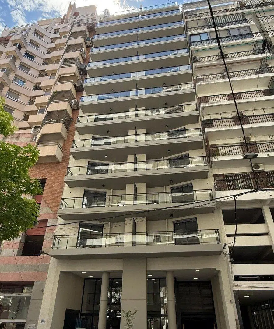 VENTA departamento 2 dormitorios+cochera, zona RIO 4