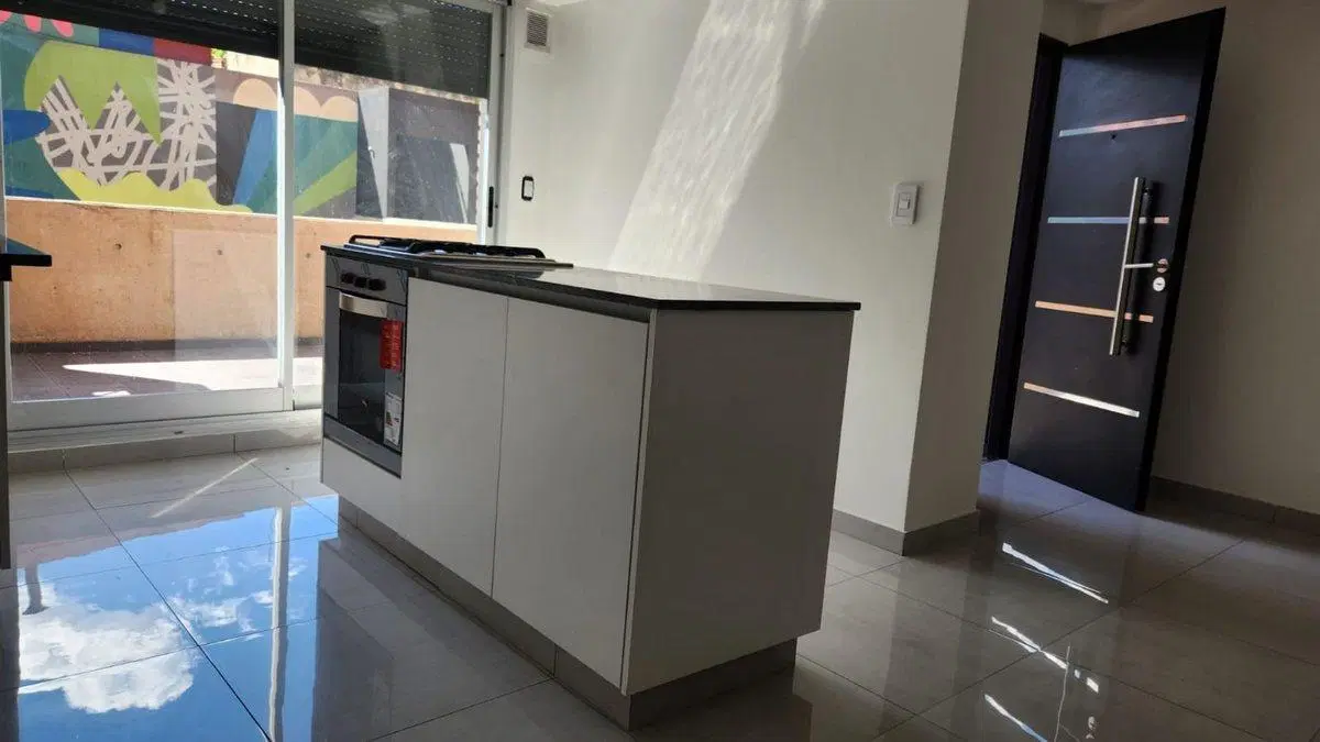 Venta departamento dos dormitorios balcón terraza 5