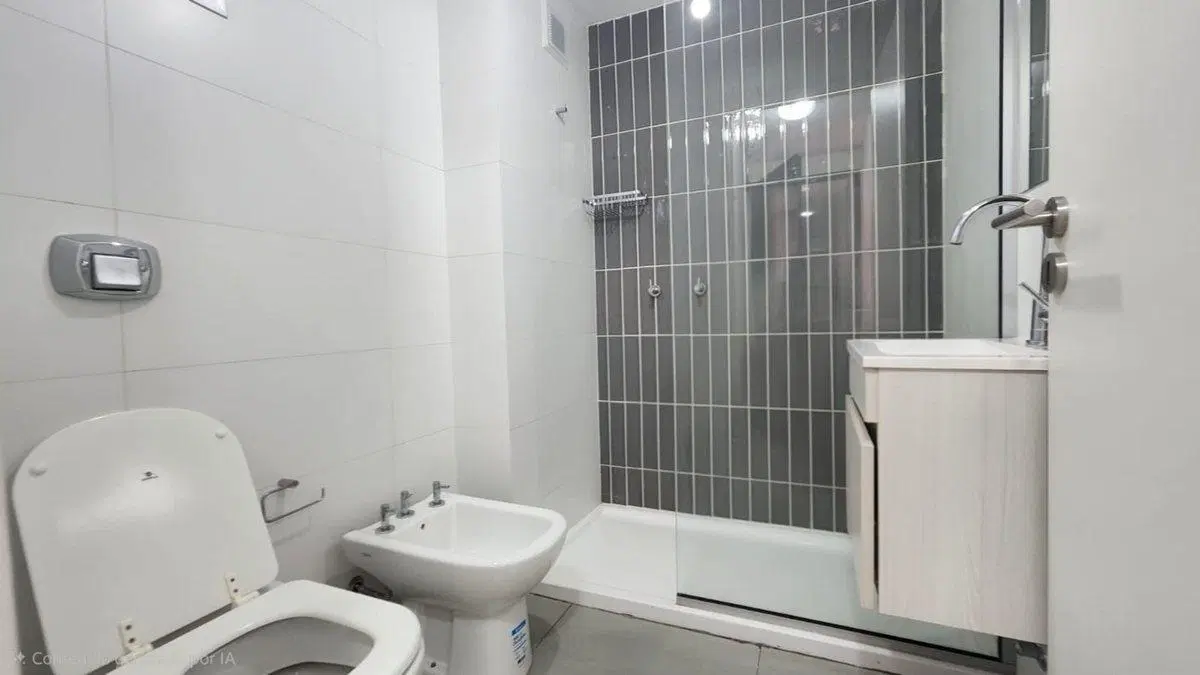 Venta monoambiente con balcón  amenities 4