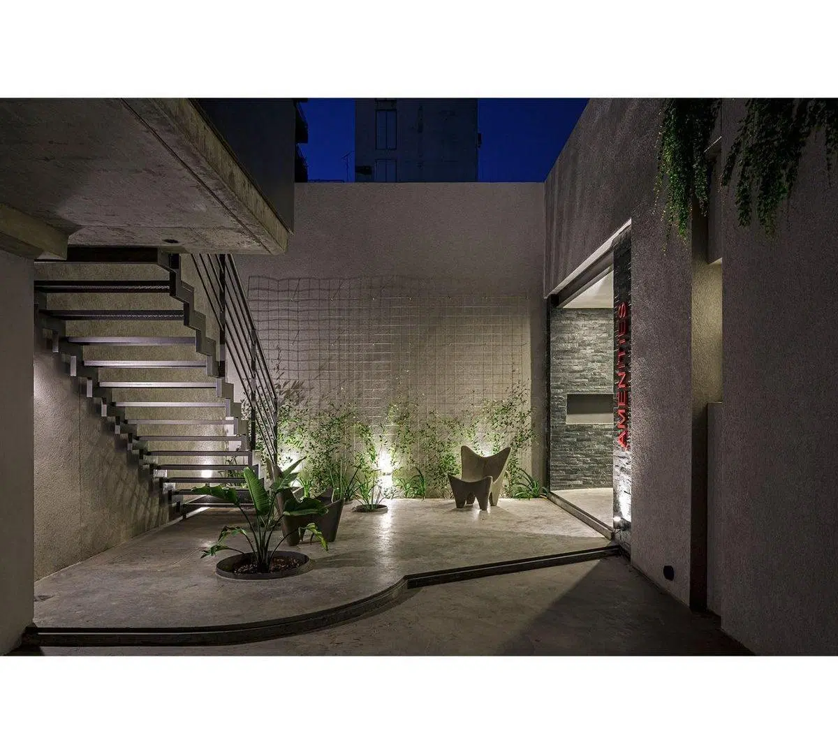 VENTA Semipiso 1 dormitorio  frente Barrio Martin 4