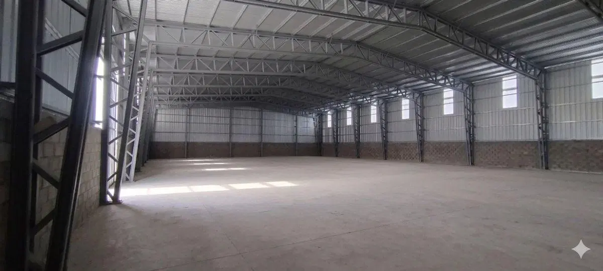 ALQUILER  GALPÓN INDUSTRIAL 1.000 M² A ESTRENAR 2