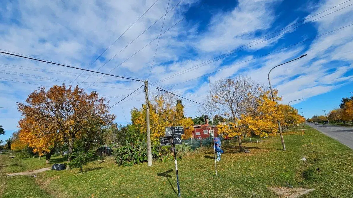 LOTE EN ESQUINA 1055 M2 EN VENTA HOSTAL SOL 5