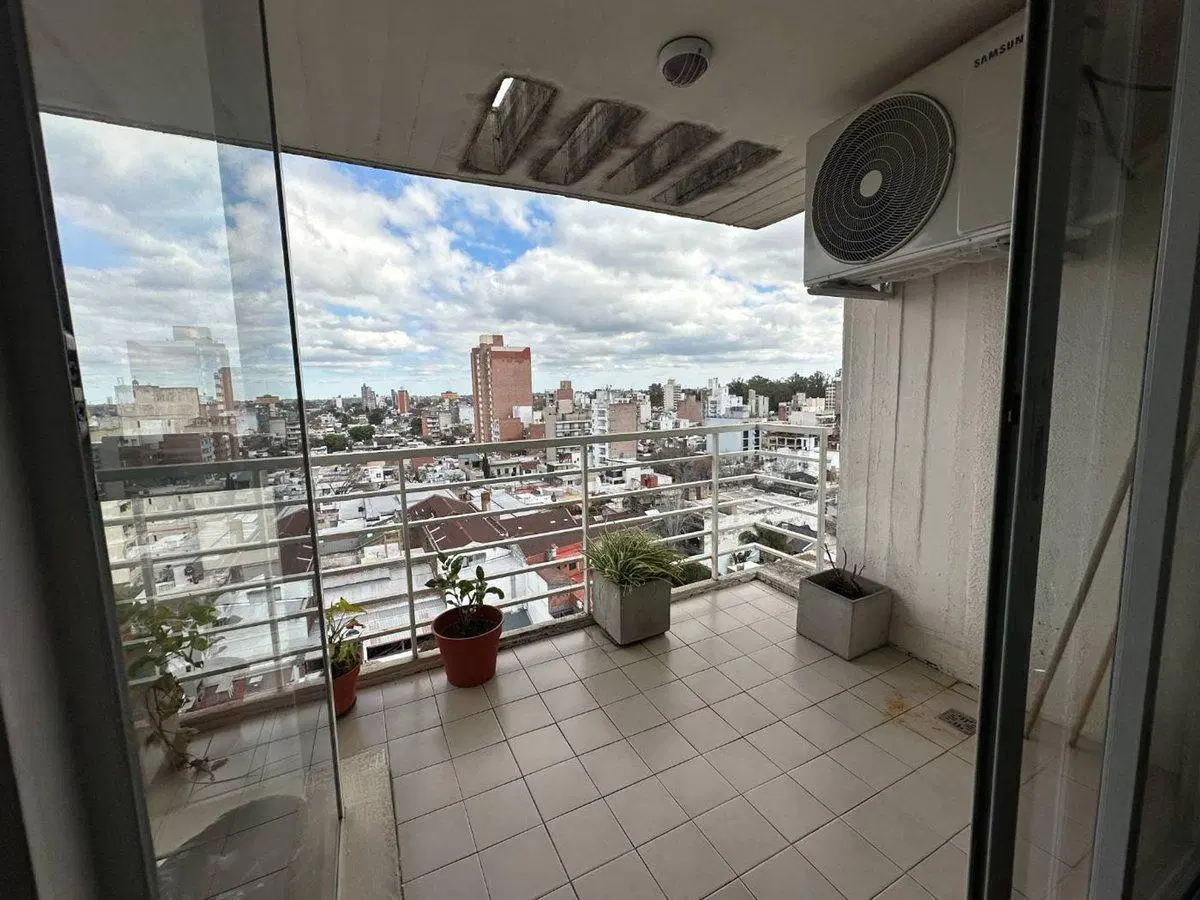 VENTA DEPARTAMENTO DOS DORMITORIOS COCHERA ABASTO 2
