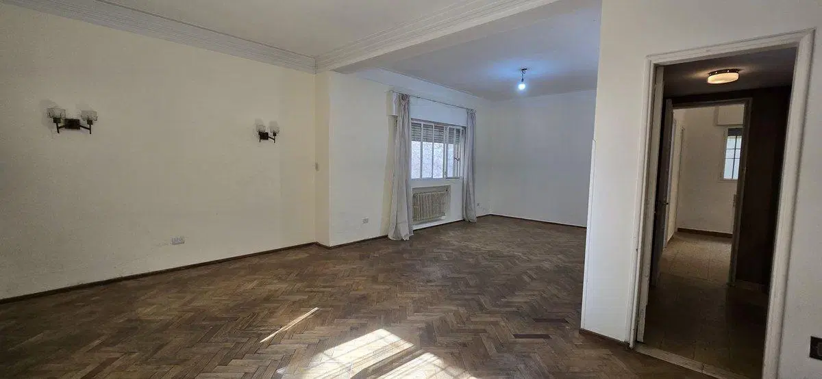 Venta Casa 3 dormitorios o LOTE para constructora 2