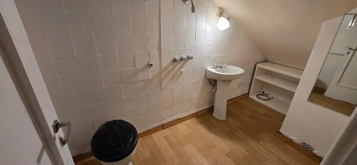 Venta Casa 3 dormitorios o LOTE para constructora 3