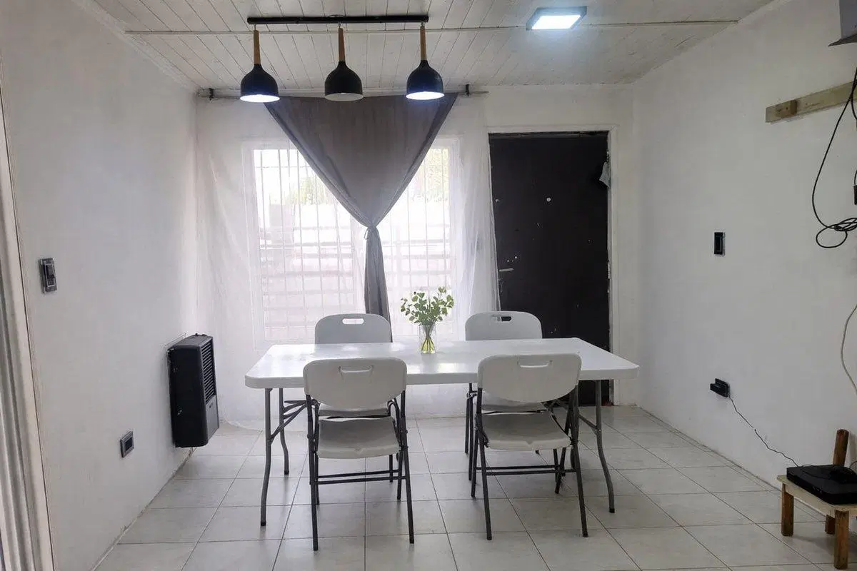 VENTA CASA 2 DORMITORIOS COCHERA, PILETA IBARLUCEA 2