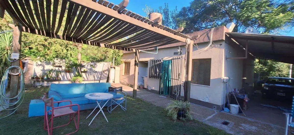 Venta Casa Dos Dormitorios Pileta Pueblo Esther 5