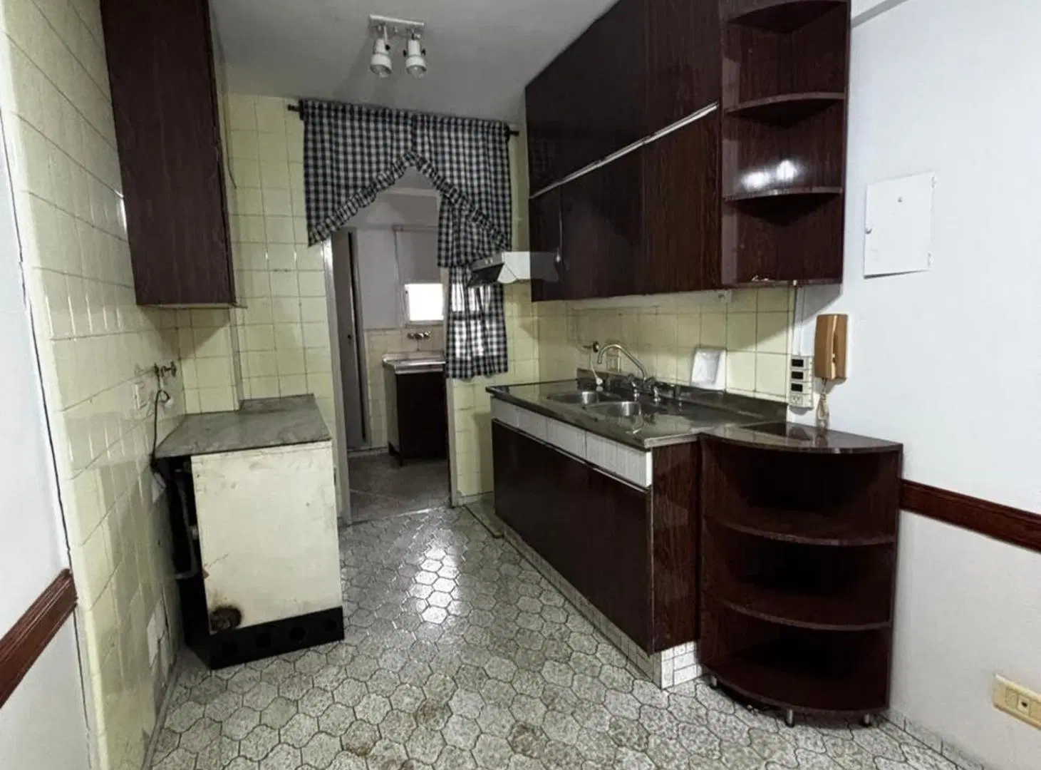 Venta departamento dos dormitorios mas comodin 4
