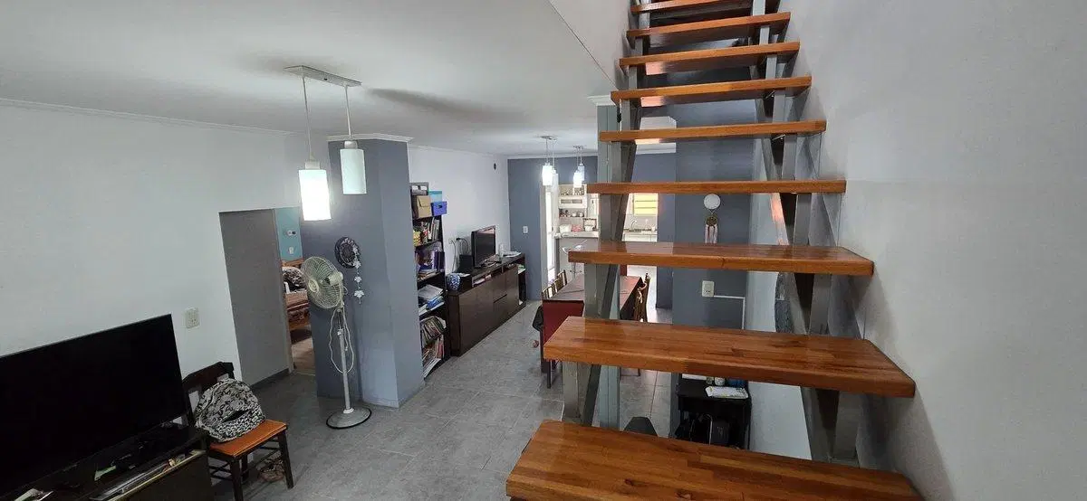 Venta Casa 3 Dormitorios, patio pileta San Lorenzo 3