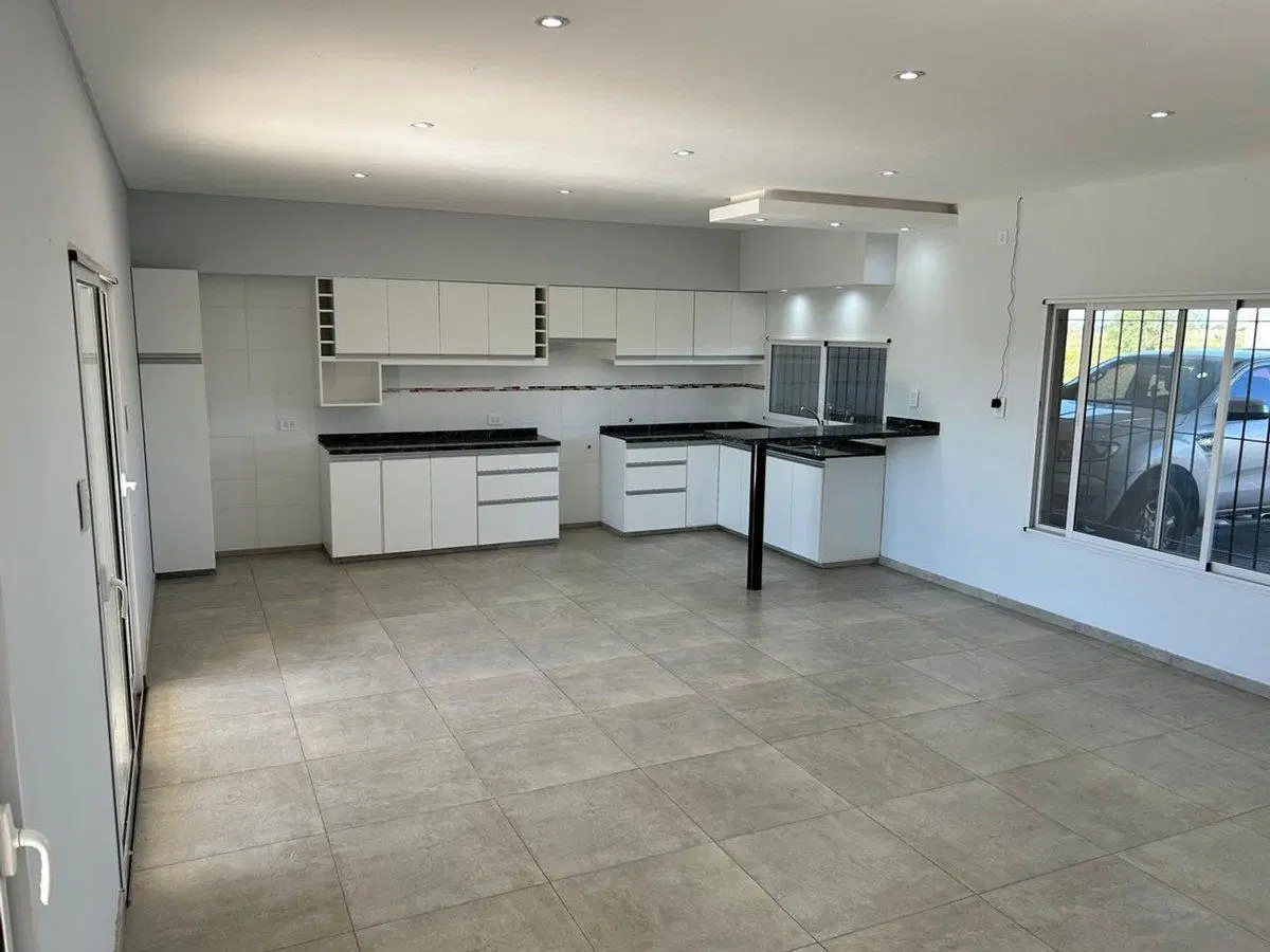 VENTA CASA 2 DORMITORIOS  FINCAS DE IBARLUCEA 3