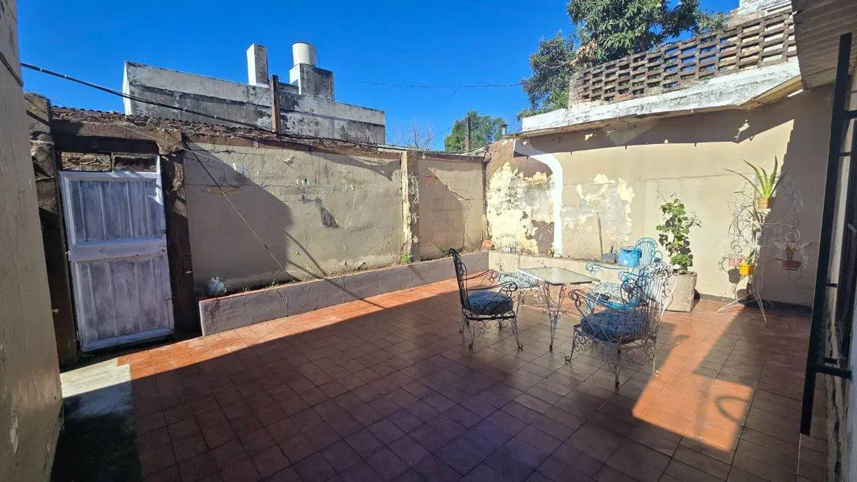 VENTA CASA INTERNA 2 DORMITORIOS BARRIO ARROYITO 3