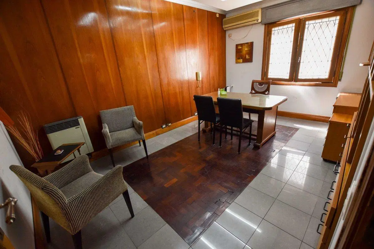 VENTA DE OFICINA CENTRO MITRE 800 4
