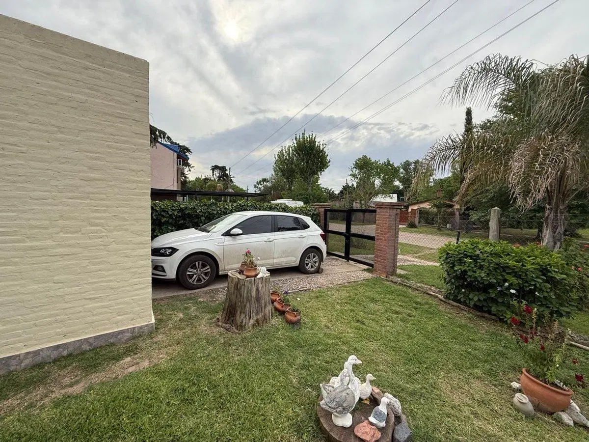 VENTA CASA 2 DORMITORIOS Bº LOS NOGALES IBARLUCEA 5