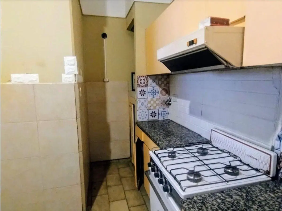 ALQUILER LOCAL COMERCIAL A REFACCIONAR, 225m2 4