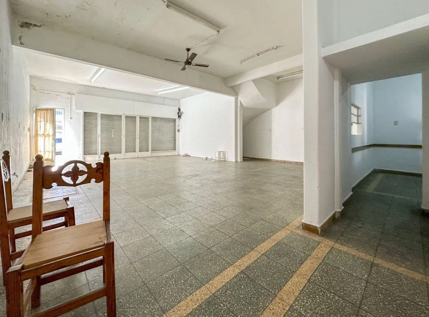Casa en venta en planta alta con Local comercial 3