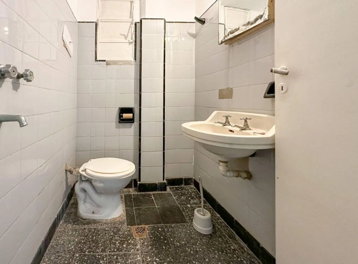Casa en venta en planta alta con Local comercial 5