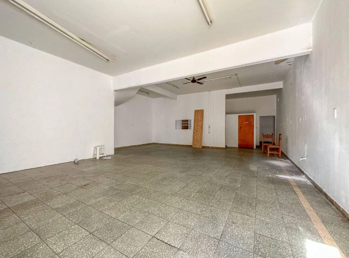 Casa en venta en planta alta con Local comercial 4