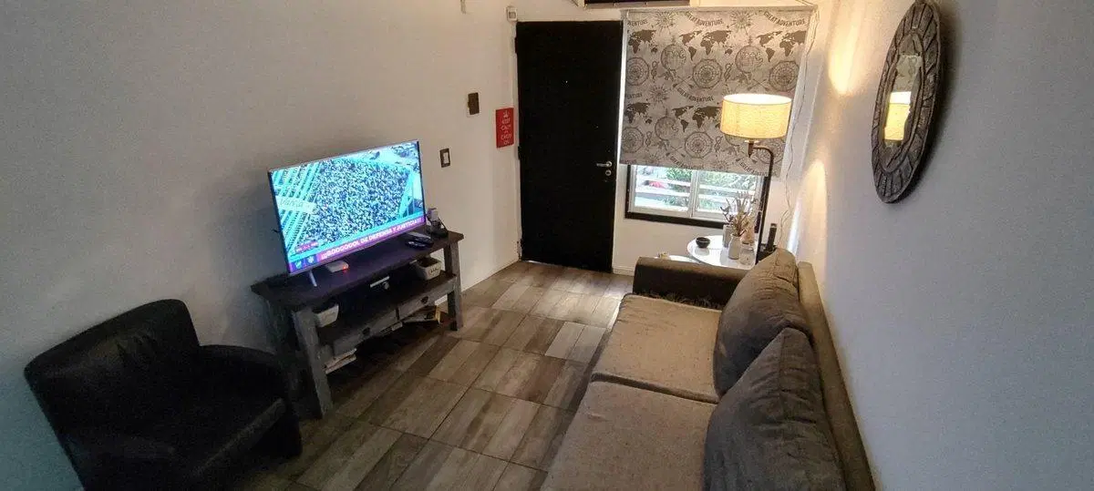 Venta. Duplex de pasillo. 3 Dormitorios y Patio. 4