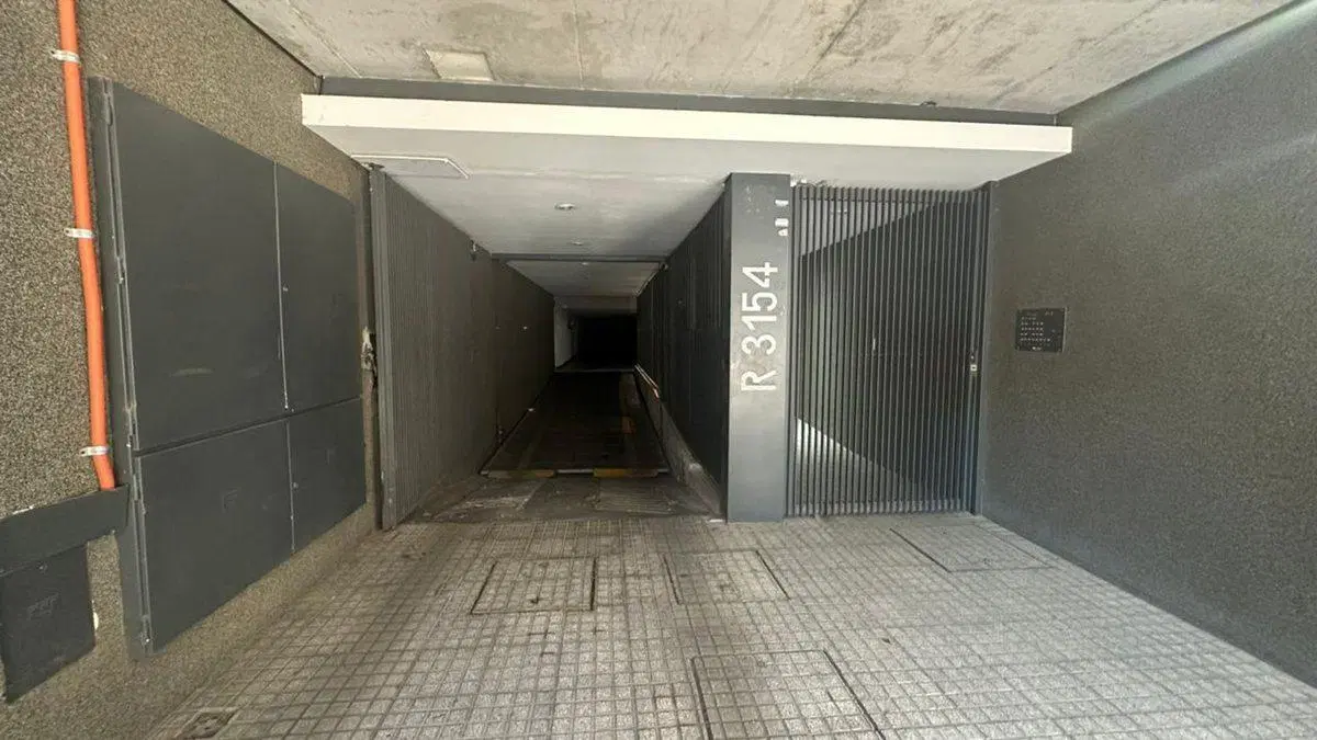 VENTA COCHERA EN ECHESORTU 5