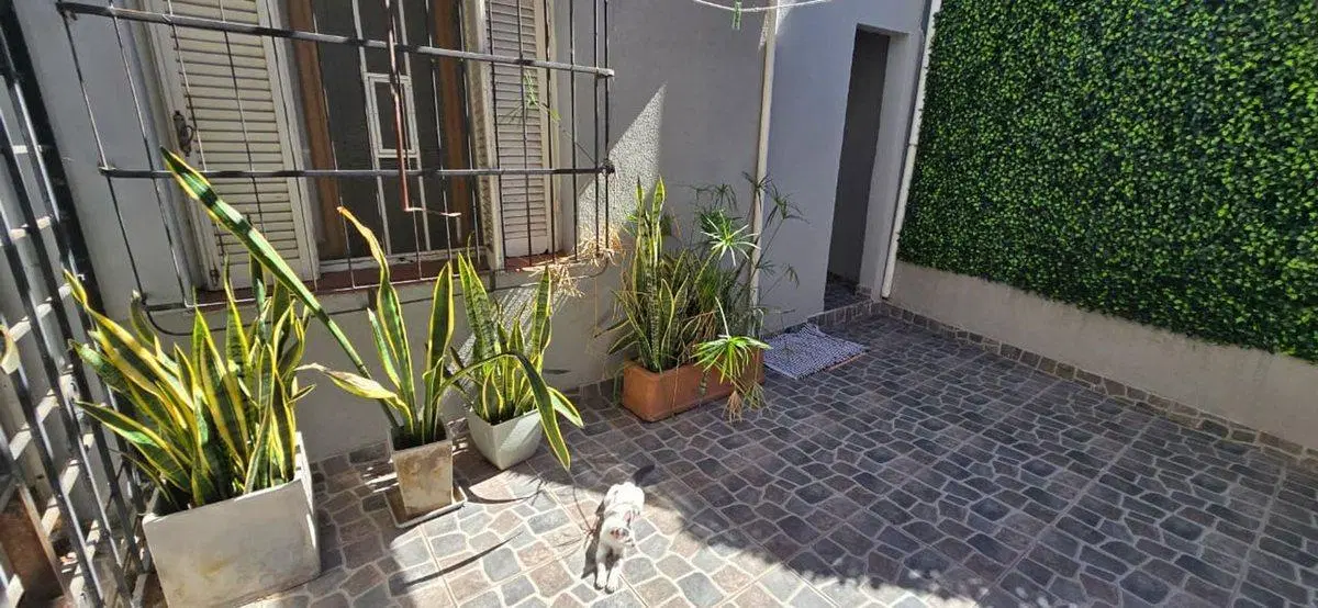 Venta Casa interna 3 dormitorios quincho terraza 5