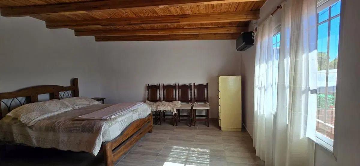 Venta Casa interna 3 dormitorios quincho terraza 2