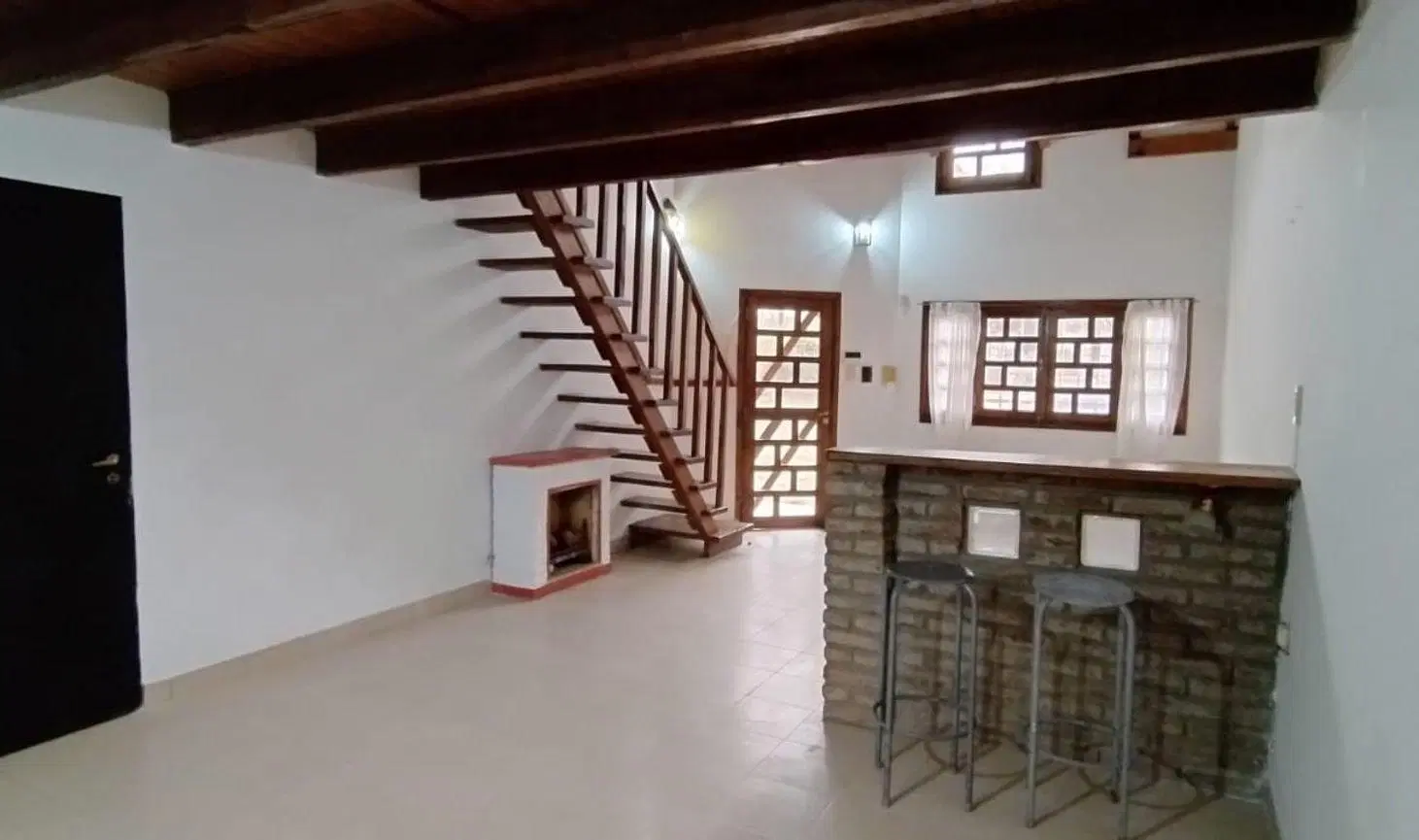 VENTA CASA 2 DORMITORIOS PUEBLO ESTHER CON PILETA 3