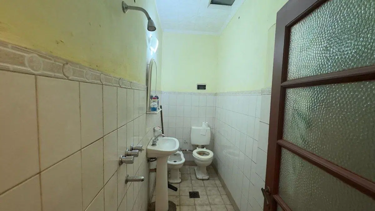 CASA 2 DORMITORIOS EN VENTA QUINCHO Y COCHERA 5