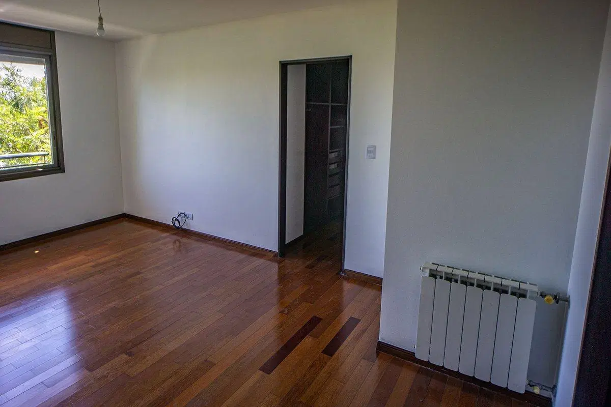 VENTA Departamento 3 dormitorios + cochera doble 2