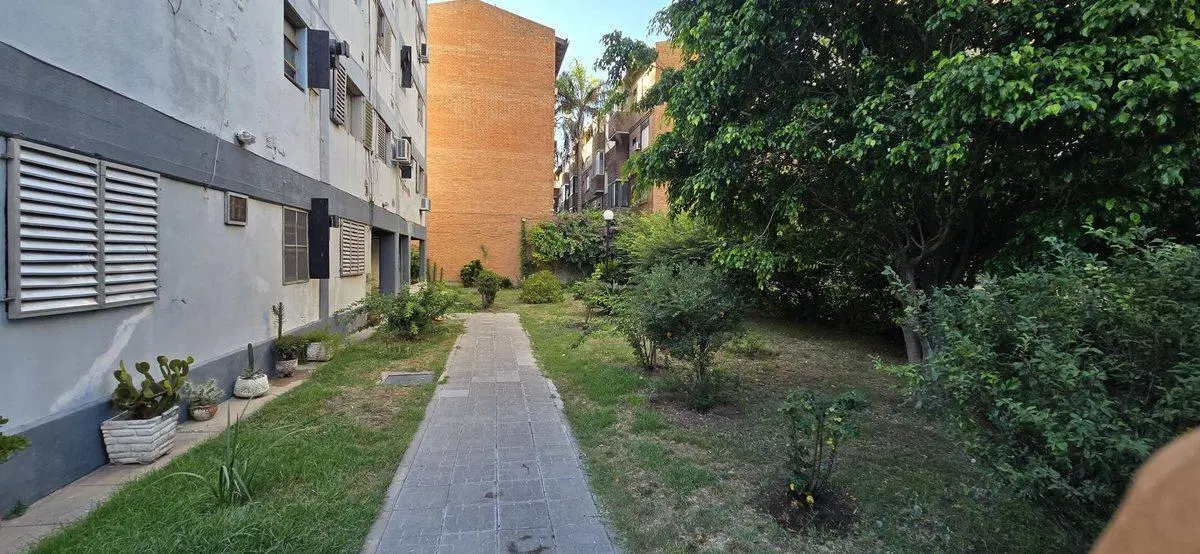 Venta Departamento 2 dormitorios Esp y Hospitales 3