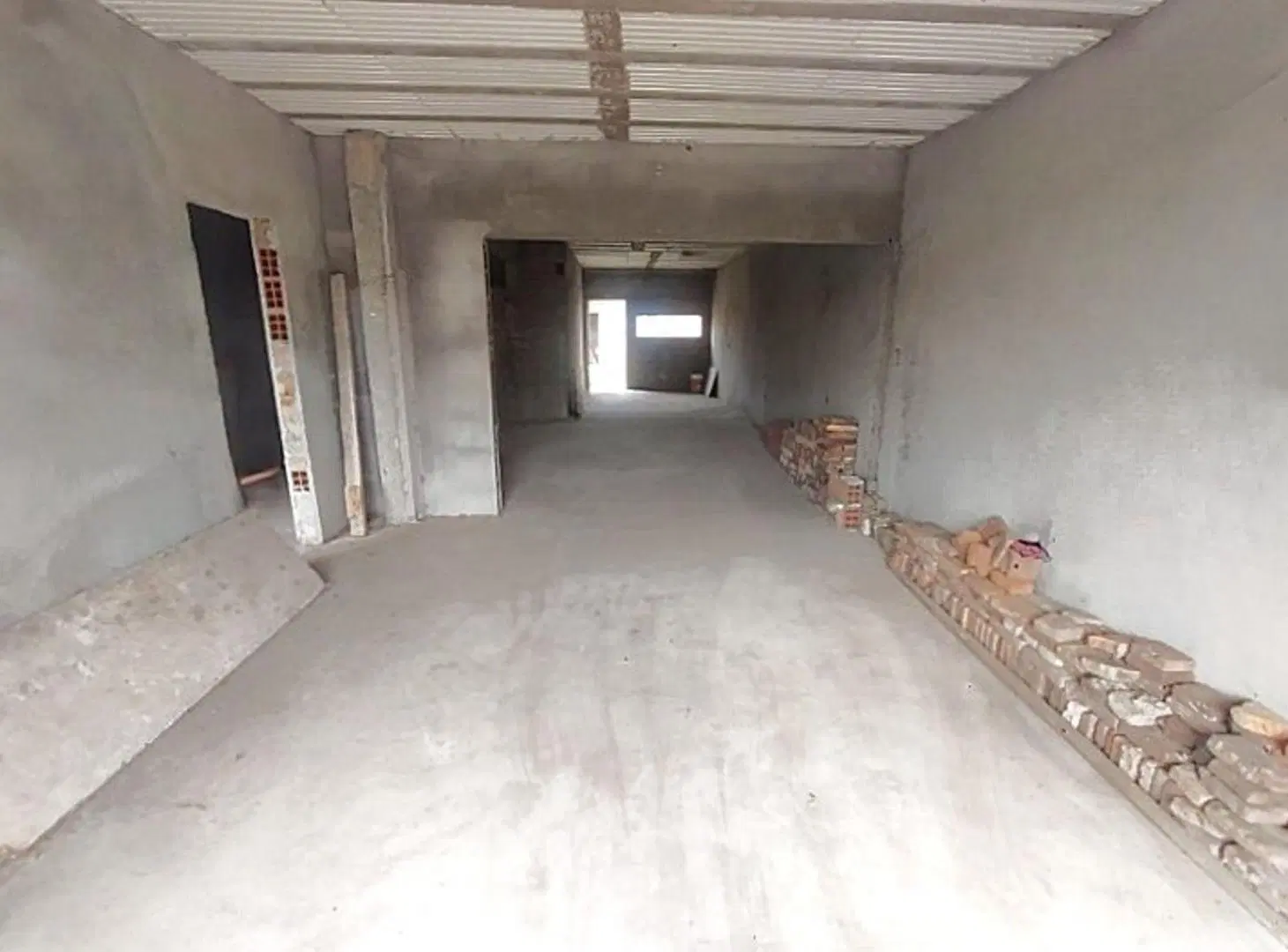 VENTA CASA A TERMINAR EN CAMPIÑAS DE PIÑERO 4