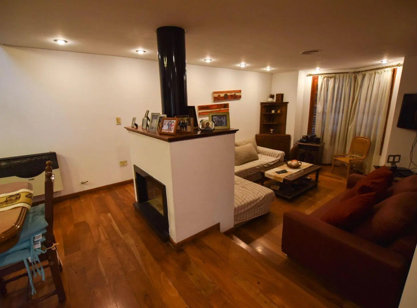 VENTA DE CASA 4 DORMITORIOS CON PILETA 2