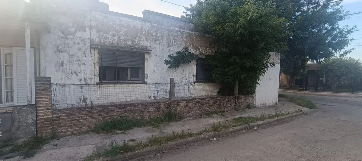 VENTA DE LOTE EN ESQUINA FRAY LUIS BELTRAN 3