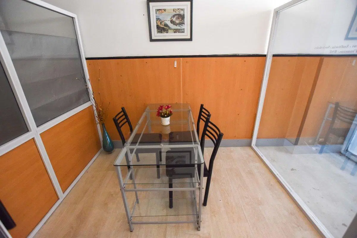 LOCAL COMERCIAL  EN VENTA CON PATIO, BARRIO MARTIN 3