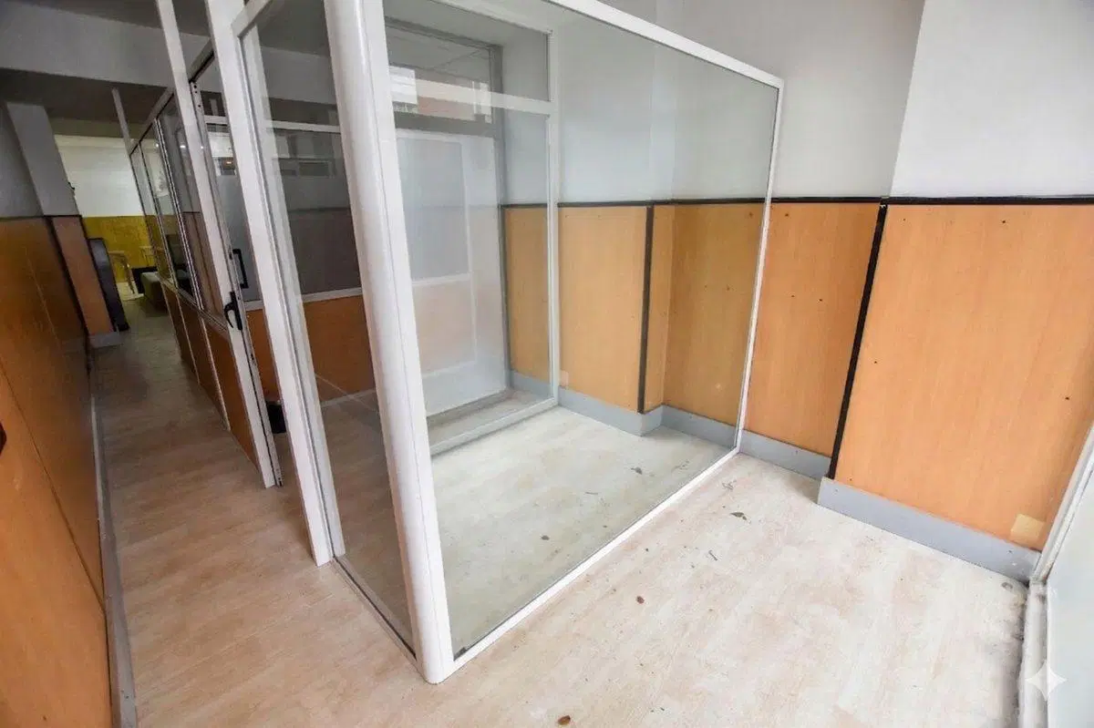 LOCAL COMERCIAL  EN VENTA CON PATIO, BARRIO MARTIN 4
