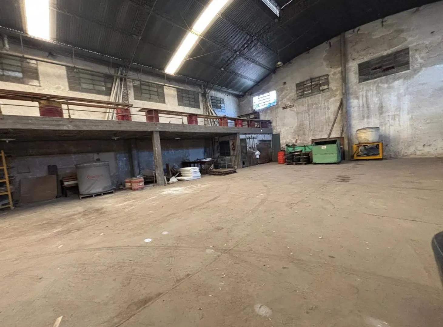 VENTA DE GALPON Y LOCAL EN ZONA SUR ROSARIO 5