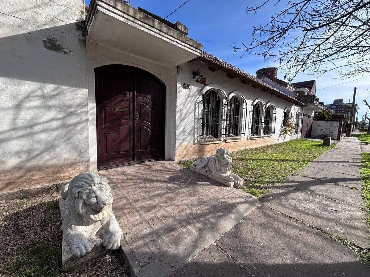 VENTA CASA 2 DORMITORIOS CON PILETA S.L 5
