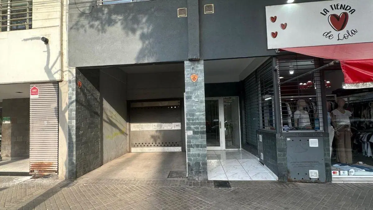 VENTA COCHERA AV. FRANCIA LOURDES 3