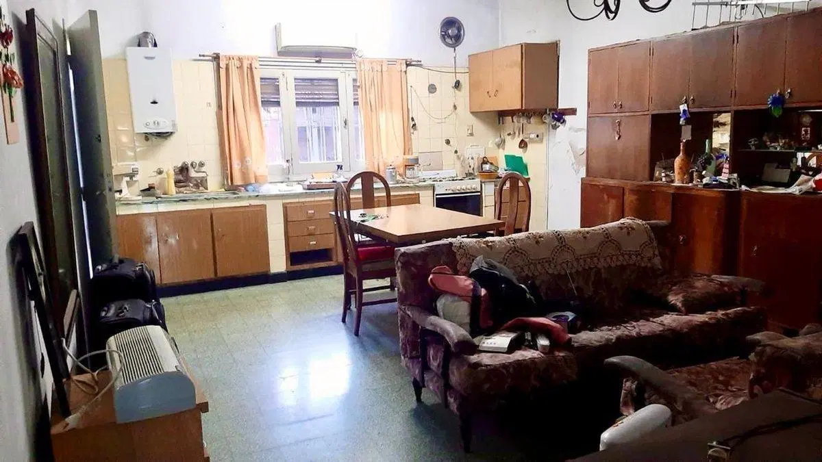VENTA CASA 2 DORMITORIOS COCHERA, PATIO Y PARRILLA 4