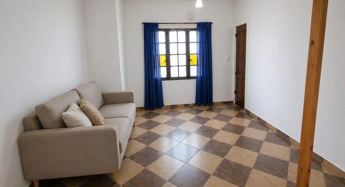VENTA CASA 2 DORMITORIOS PATIO + 2 DEPARTAMENTOS 5