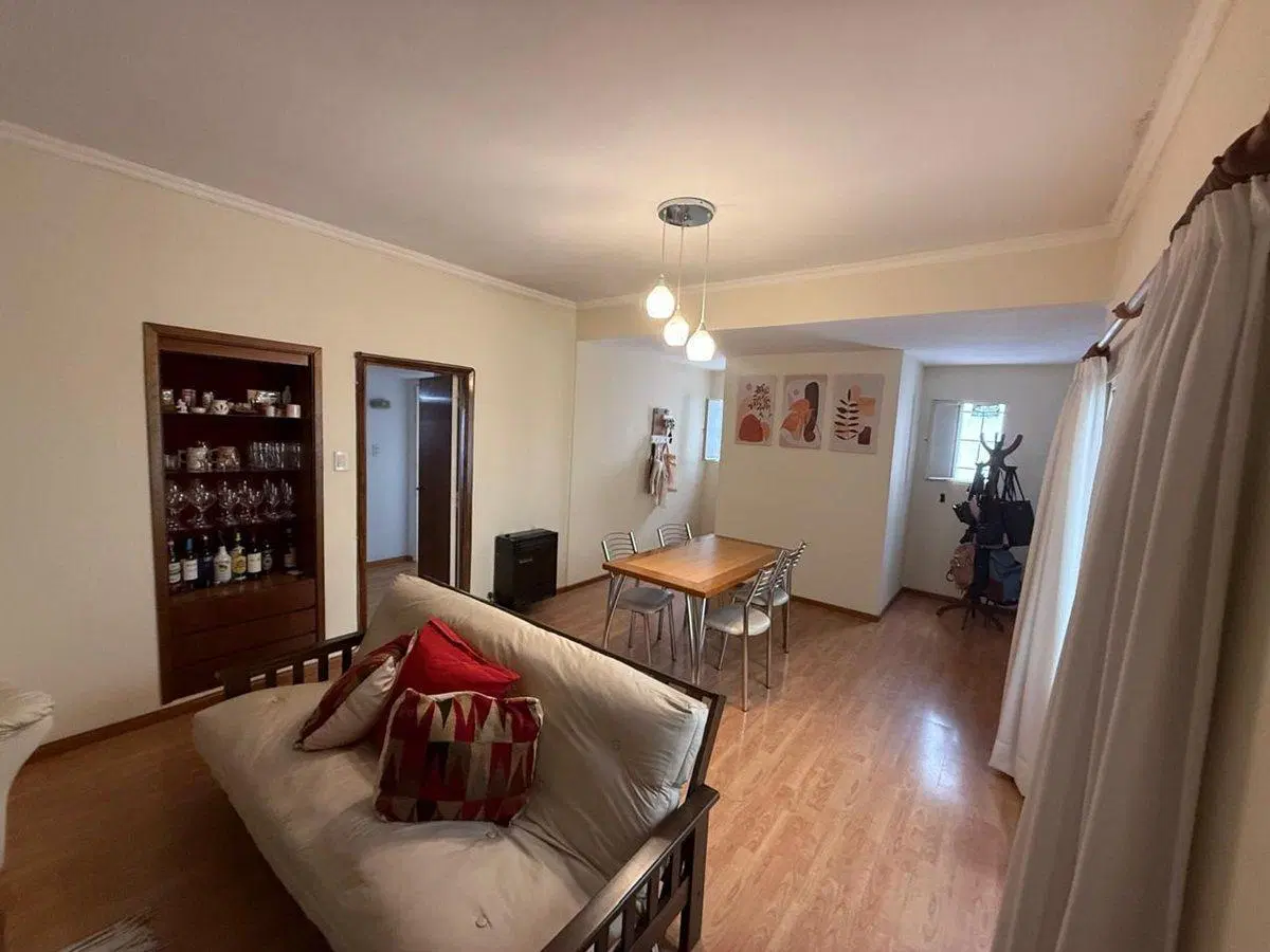 VENTA DEPARTAMENTO 3 DORMITORIOS BALCÓN CENTRO 2