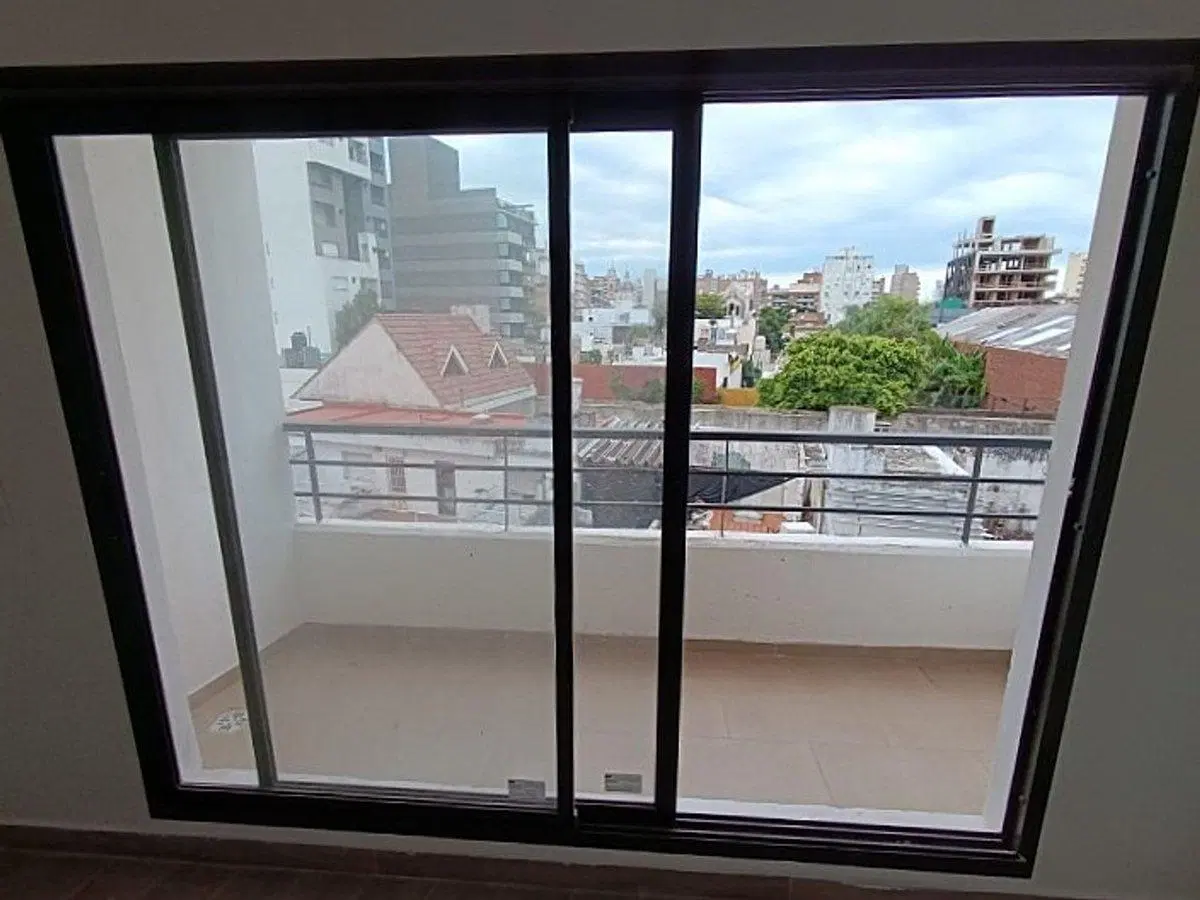 VENTA MONOAMBIENTE CON BALCÓN A ESTRENAR 3