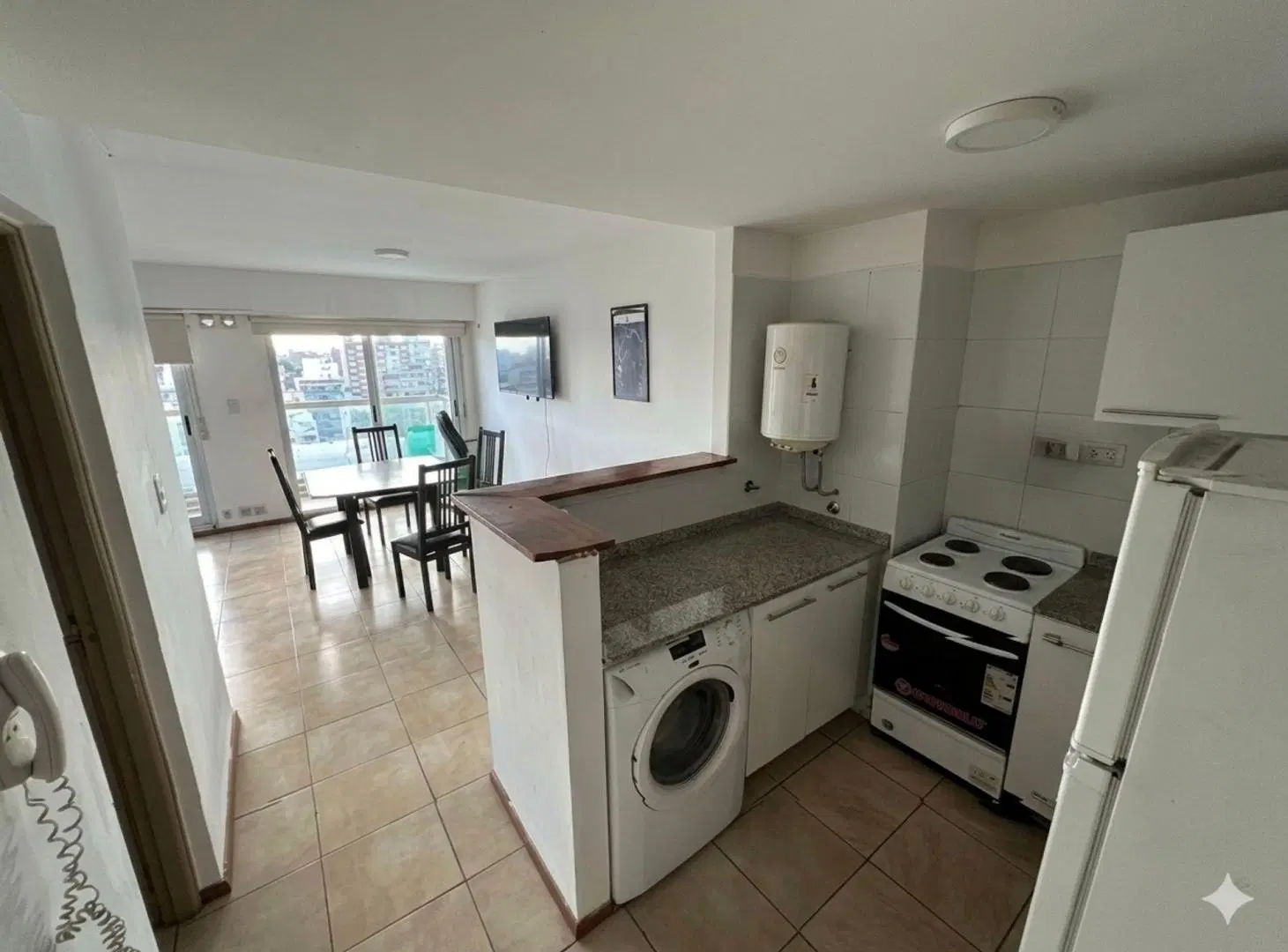 DEPARTAMENTO MONOAMBIENTE VENTA AMPLIO BALCÓN 2