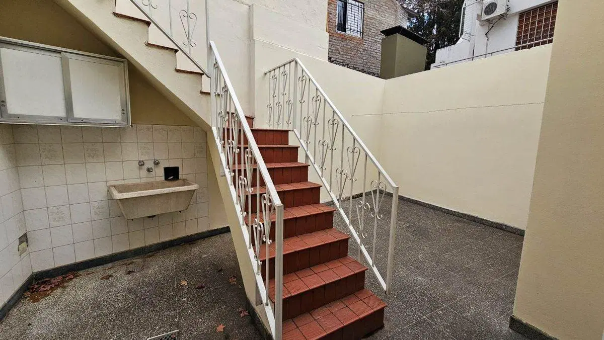 ALQUILER DE CASA DOS DORMITORIOS 8