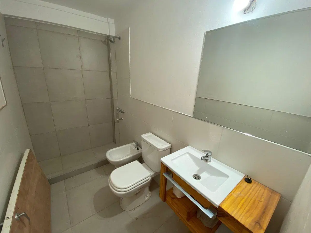 VENTA DEPARTAMENTO 1 DORMITORIO Y PATIOS RECICLADO 4