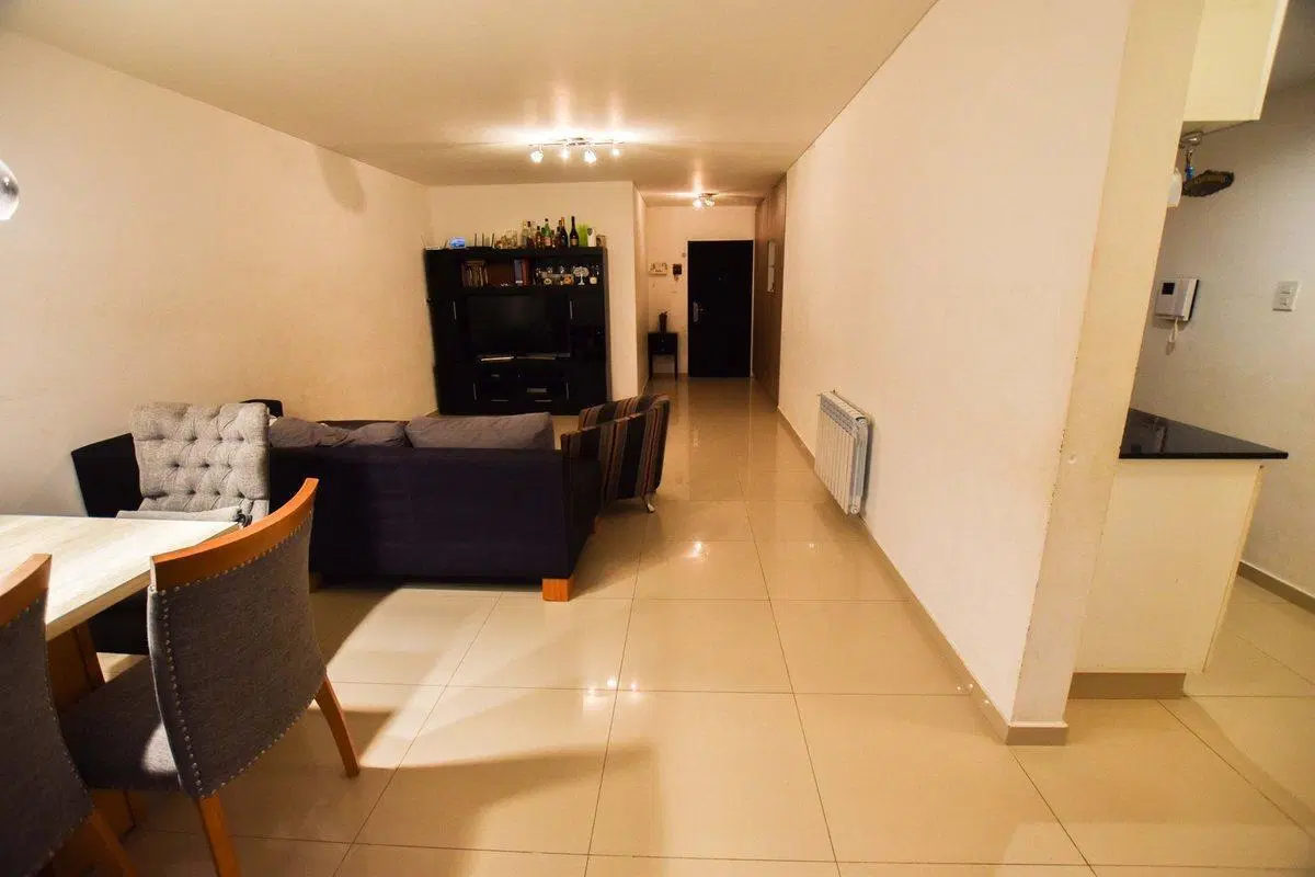 VENTA DEPARTAMENTO 3 DORMITORIOS COCHERA CENTRO 2