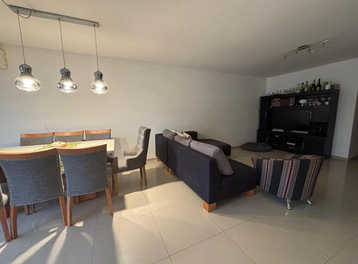 VENTA DEPARTAMENTO 3 DORMITORIOS COCHERA CENTRO 4